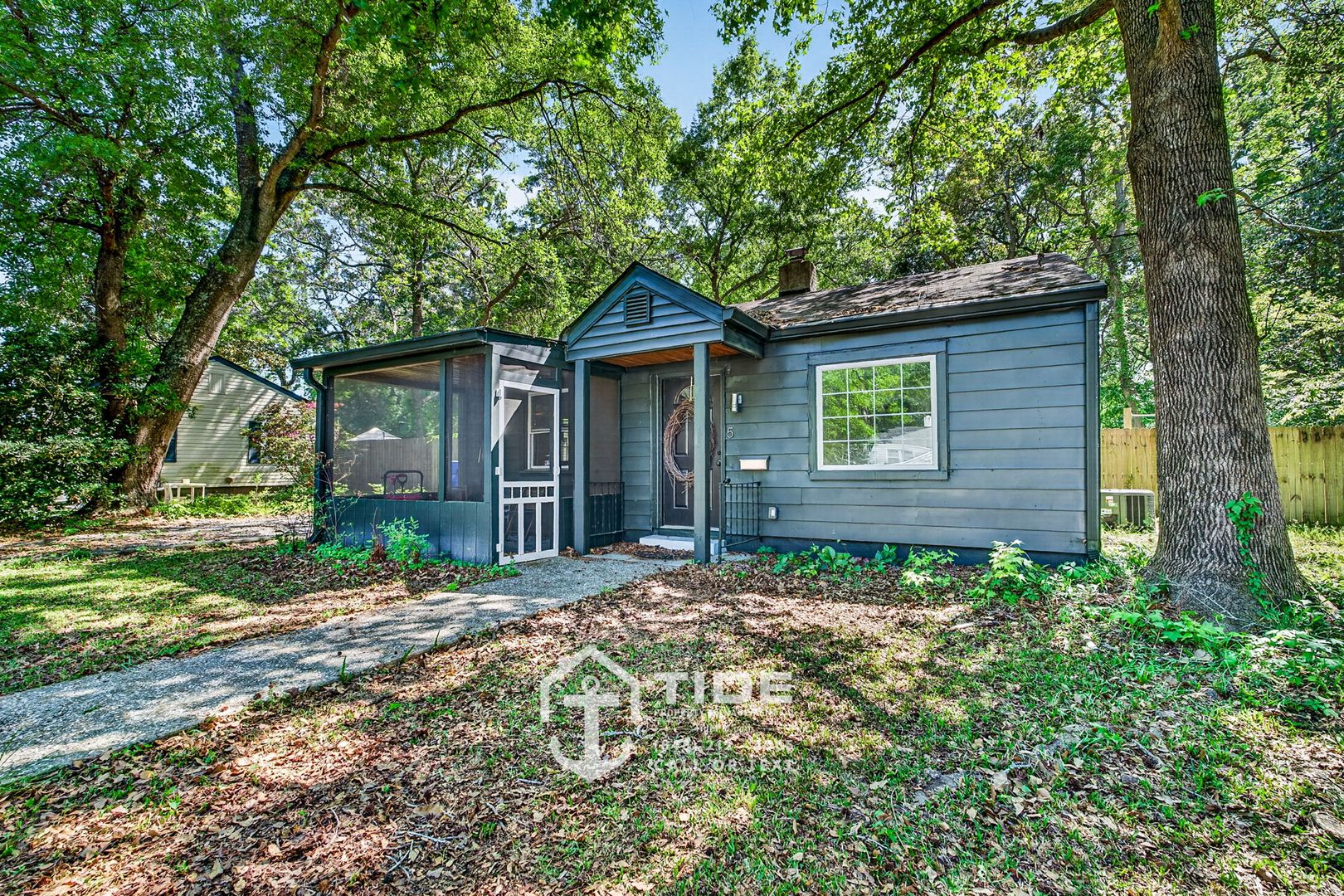 Charleston House: 5 Paula Drive