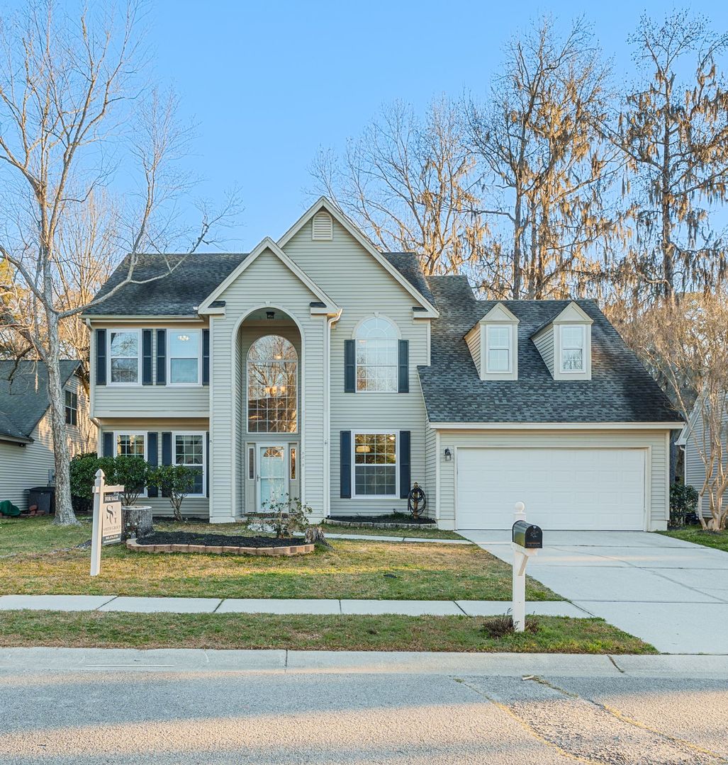 Charleston House: 3312 Hearthside Drive