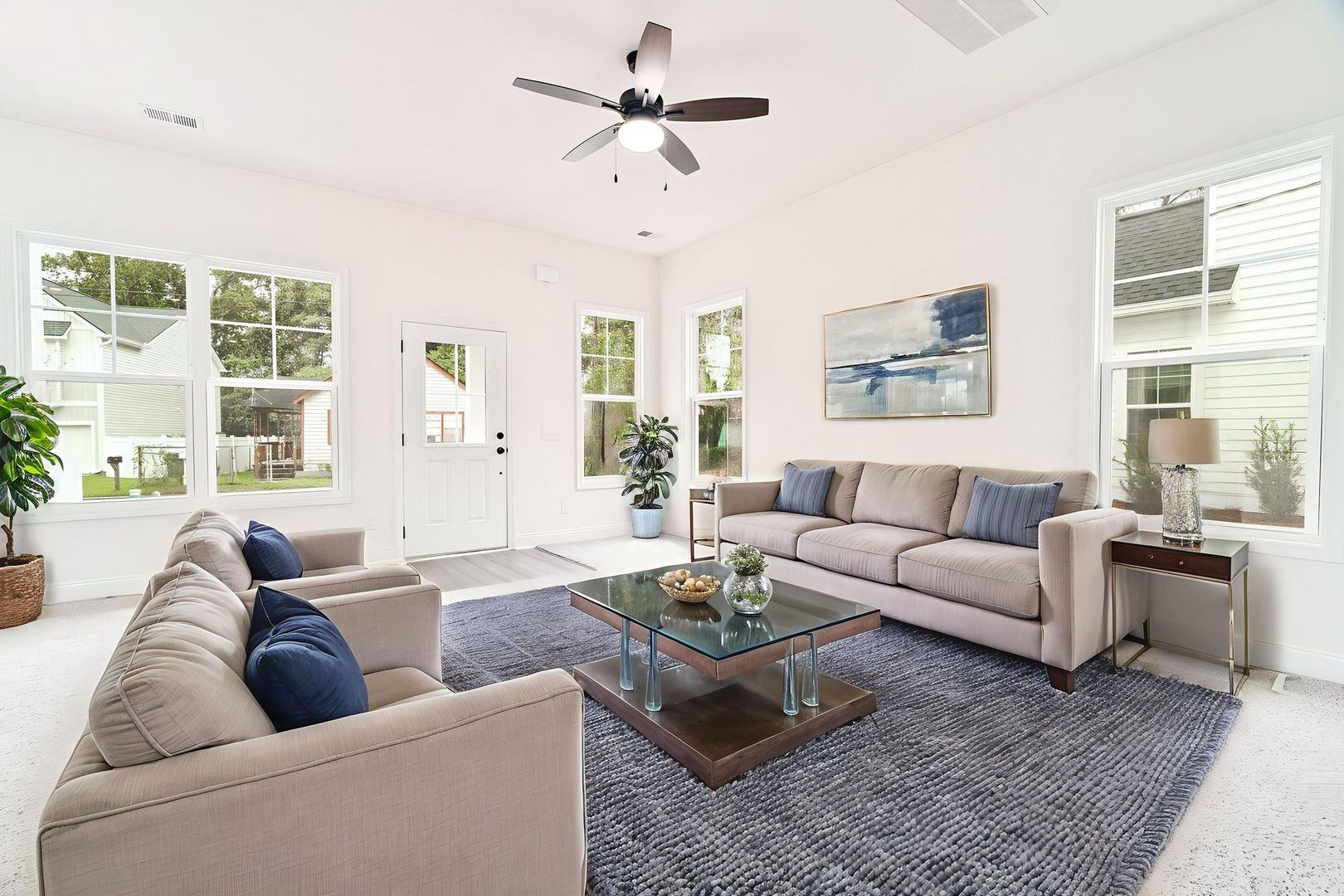 Charleston House: 860 Tripe Street
