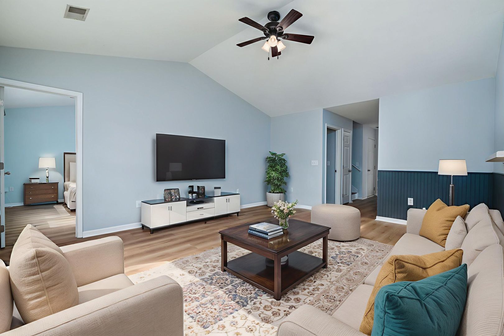 Ladson House: 116 Mockernut Drive