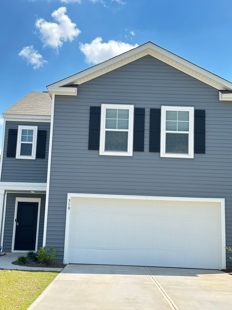 Summerville House: 319 Coral Sunset Way