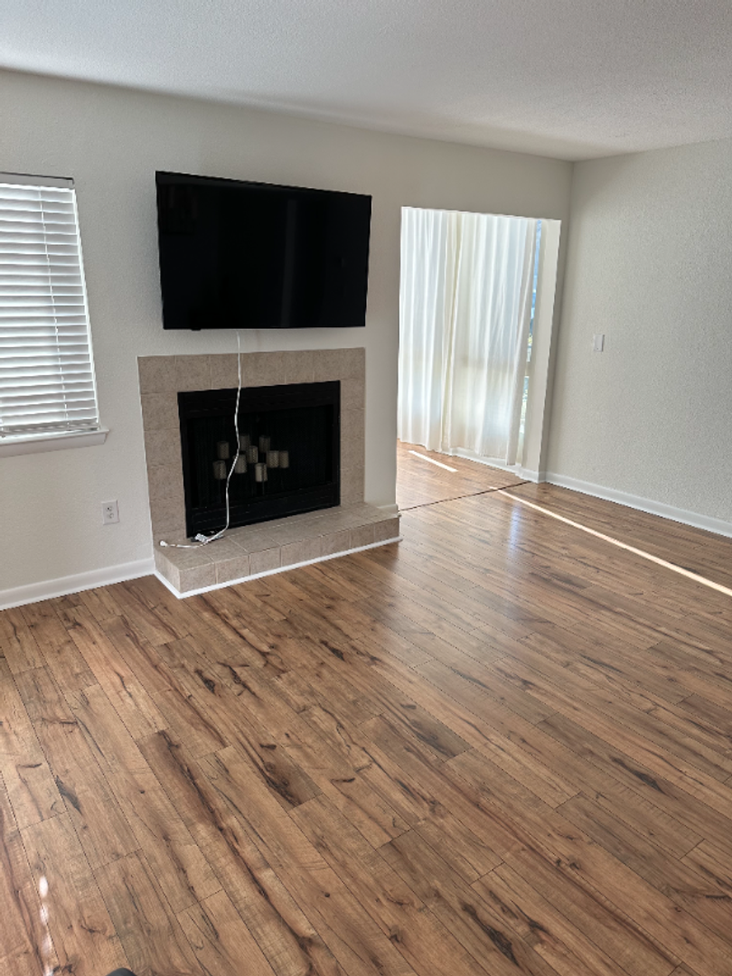 Mt. Pleasant Condo: 271 Alexandra Drive 13