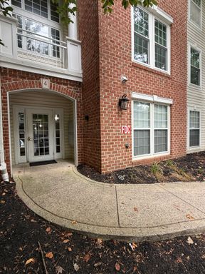Spacious 2nd Level 3 Bedroom Condo with Balcony in Owings Mills – photo 1