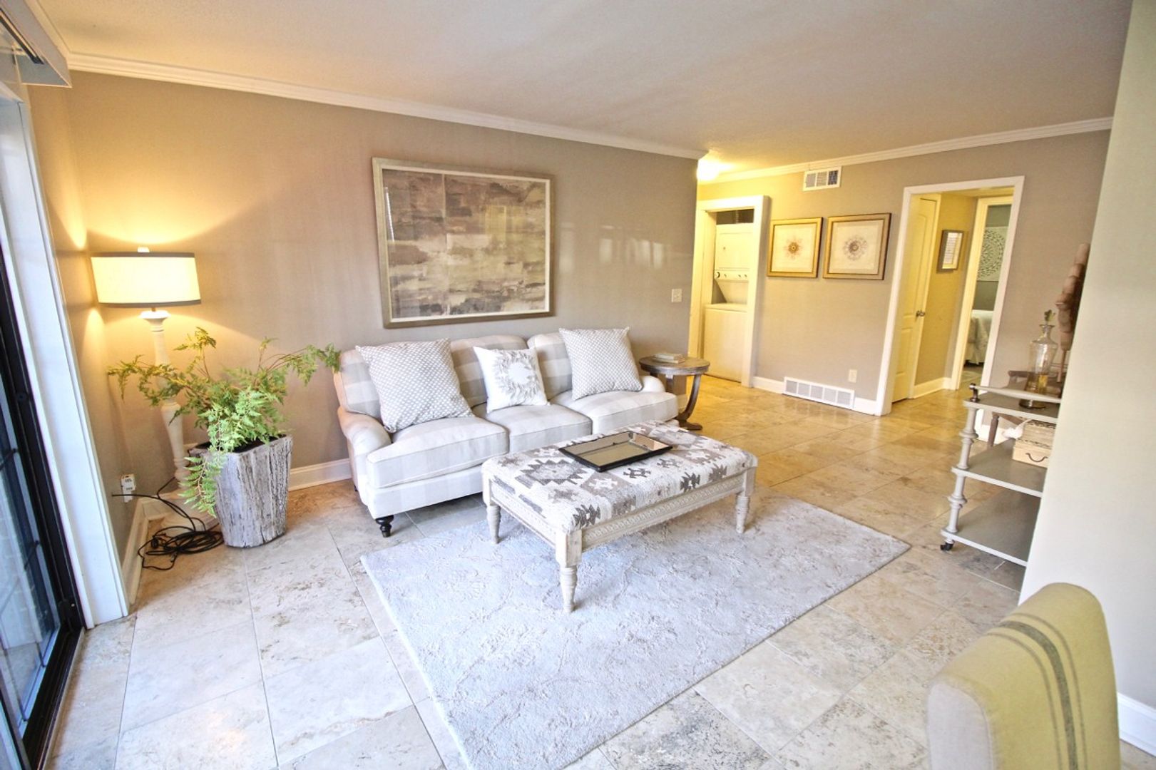 Kansas City Apartment: 4440 Jarboe Street