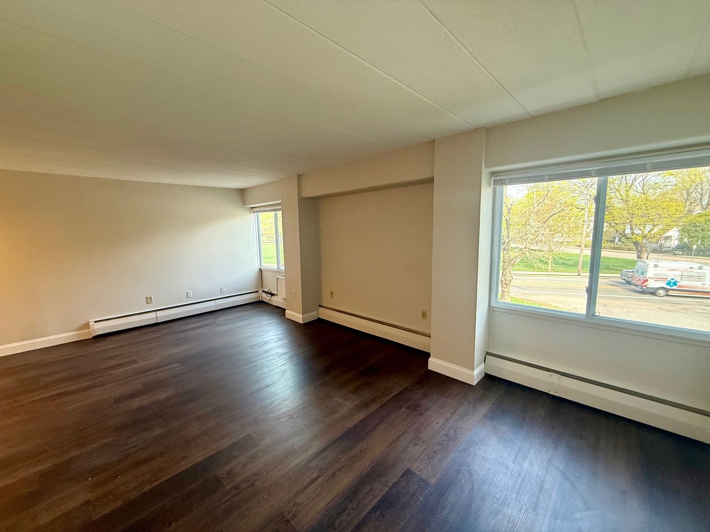 Norwich Apartment: 206 Washington Street