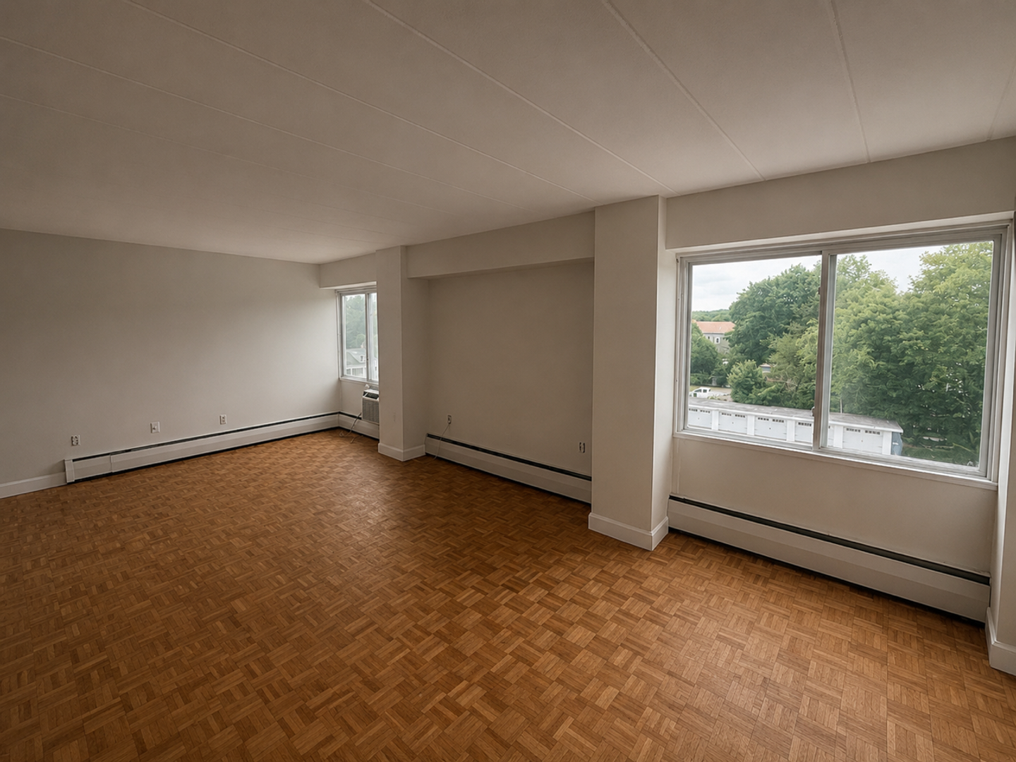Norwich Apartment: 206 Washington Street