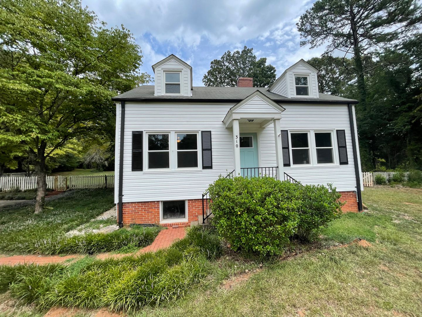 Clemson Apartment: 310 Pendleton Rd