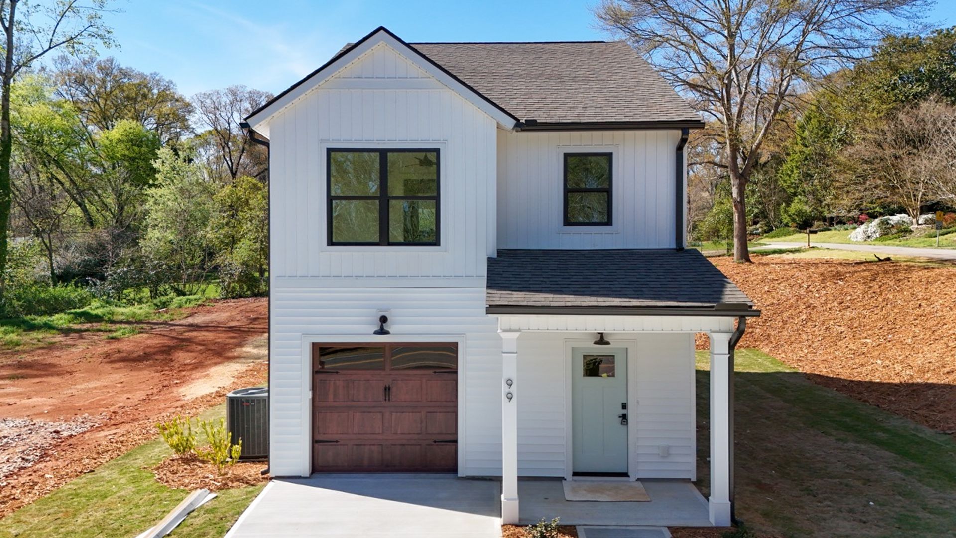 Clemson House: 99 Issaqueena Trl