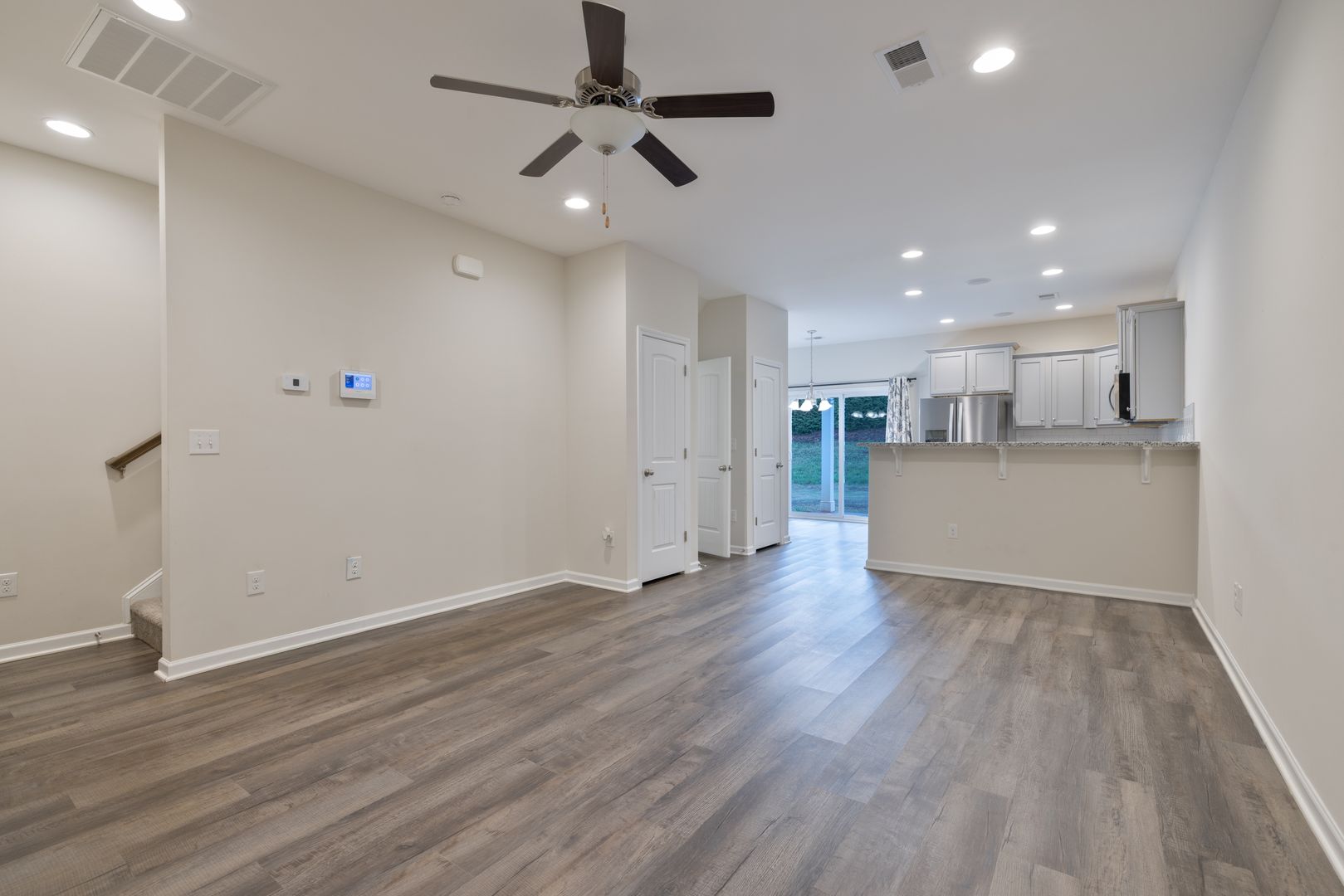 Pendleton House: 136 Adger Rd