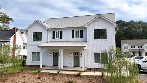 506 Tarrant St, Central, SC