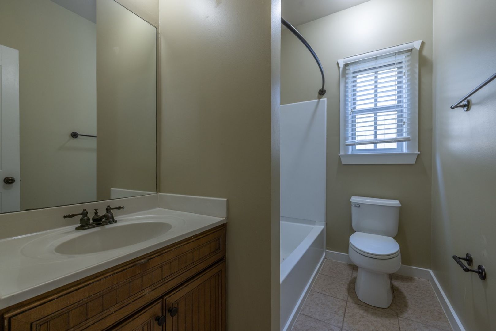 Clemson Apartment: 101 West Ln