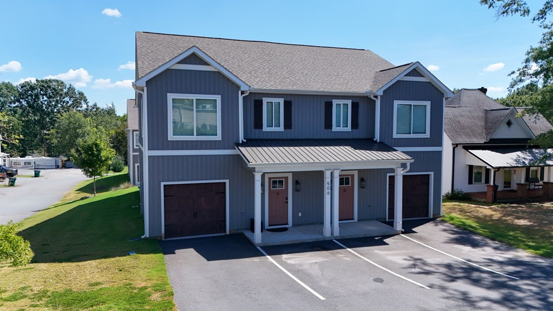 Central Apartment: 506 Tarrant St