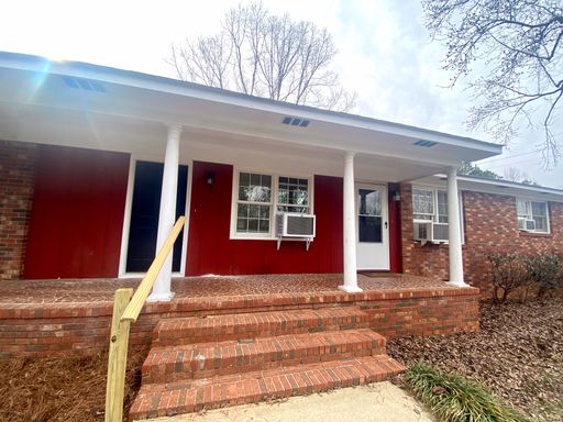 242 Cochran Rd, Clemson, SC