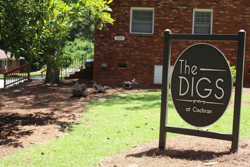 210 Cochran Rd, Clemson, SC