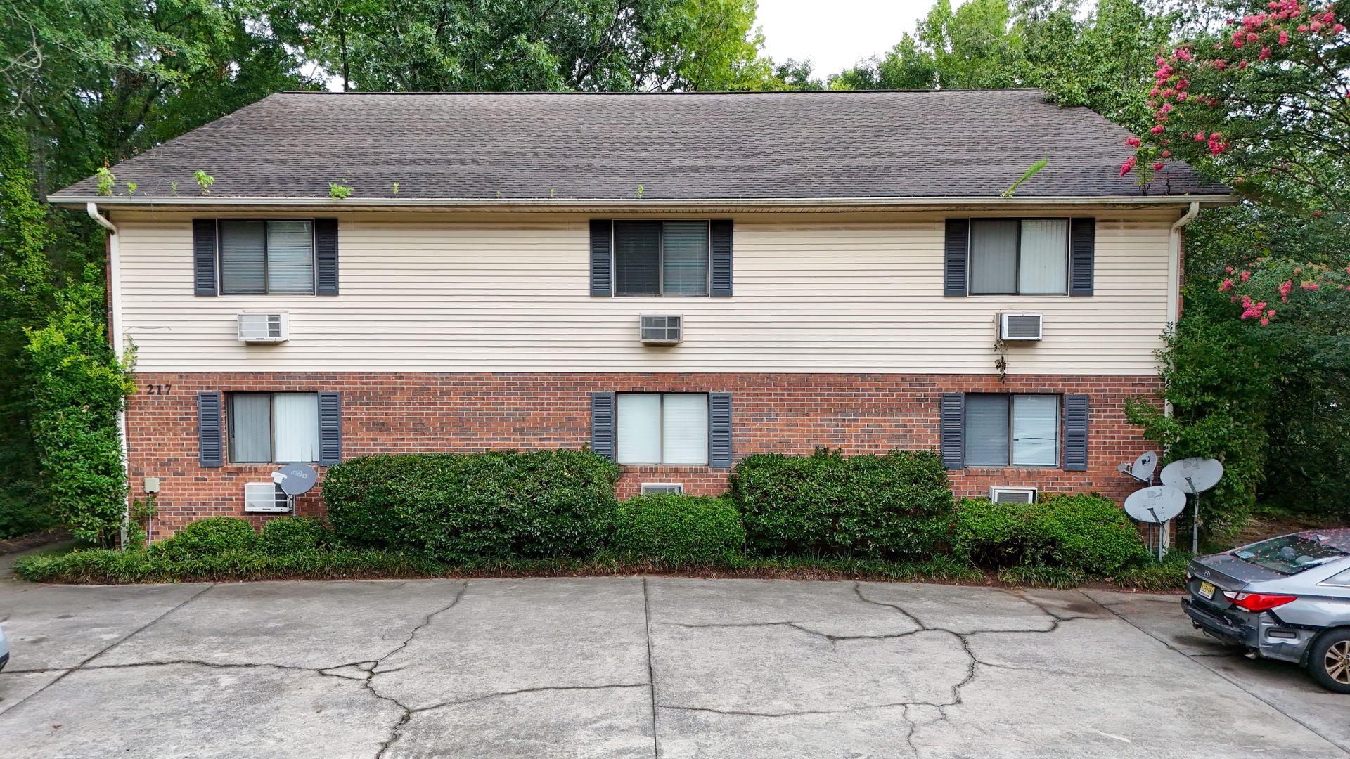 Clemson Apartment: 217 Cochran Rd