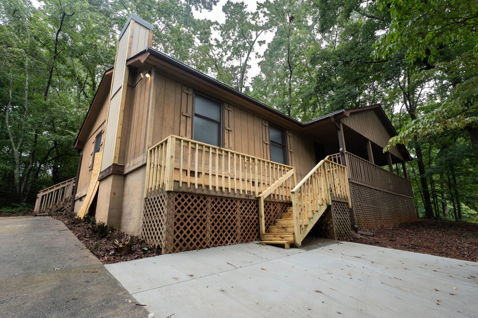 Seneca Apartment: 105 Hanover Way