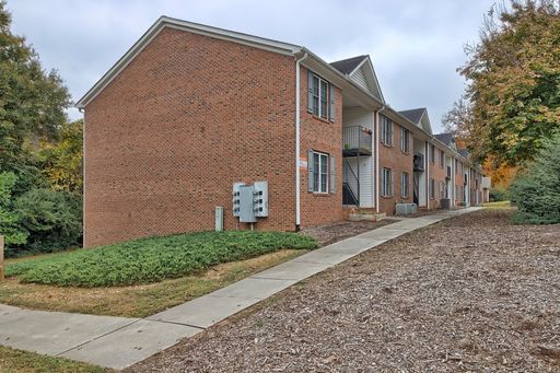 818 College Ave, Clemson, SC