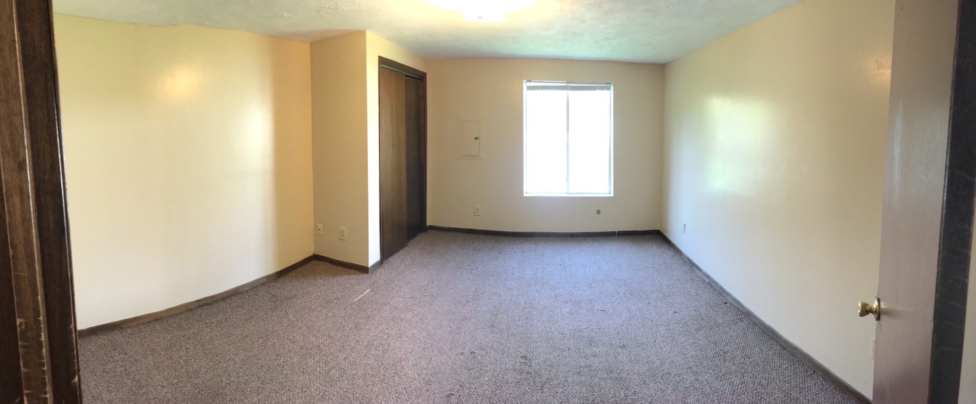Lincoln Apartment: 740 Y St