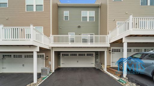416 Paperbark Square