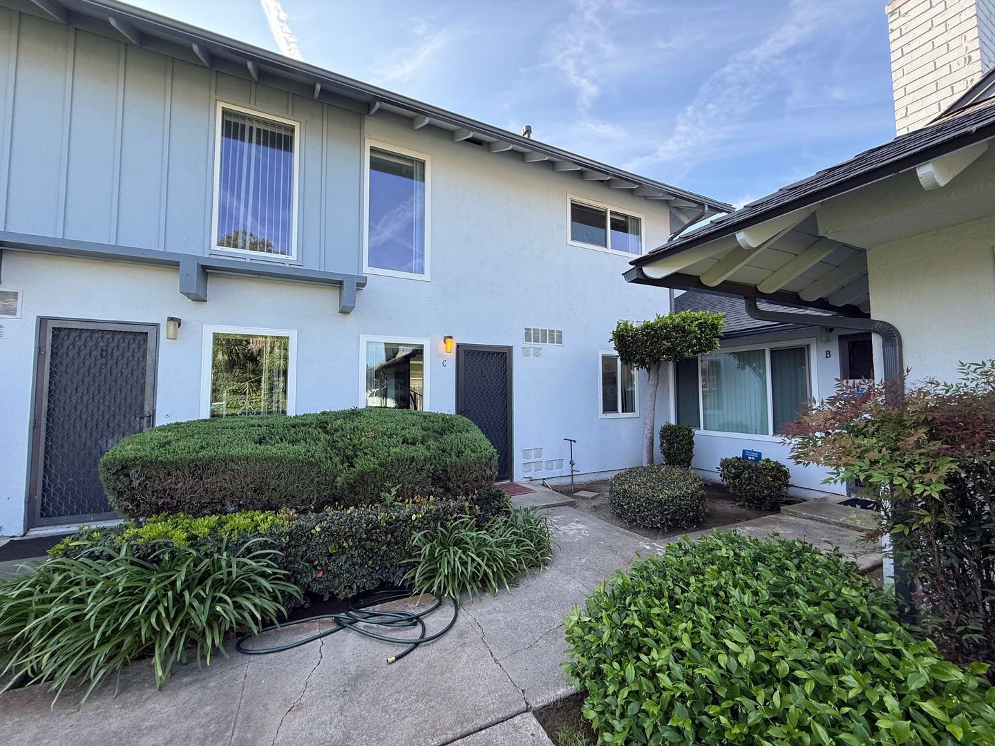 Tustin Apartment: 14542 Carfax Dr.
