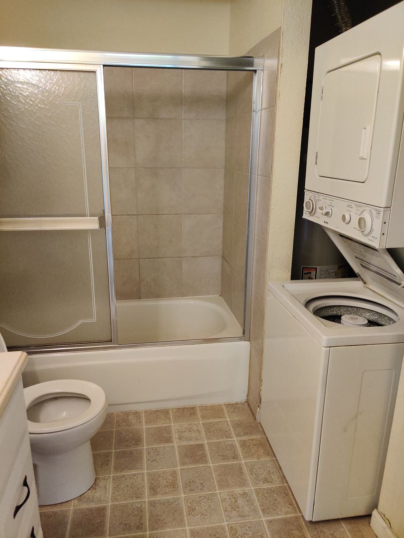 Kirkland House: 14443 127th LN NE S-7