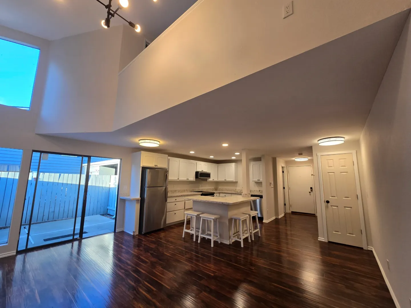 Bellevue Townhome: 12512 SE 42nd St