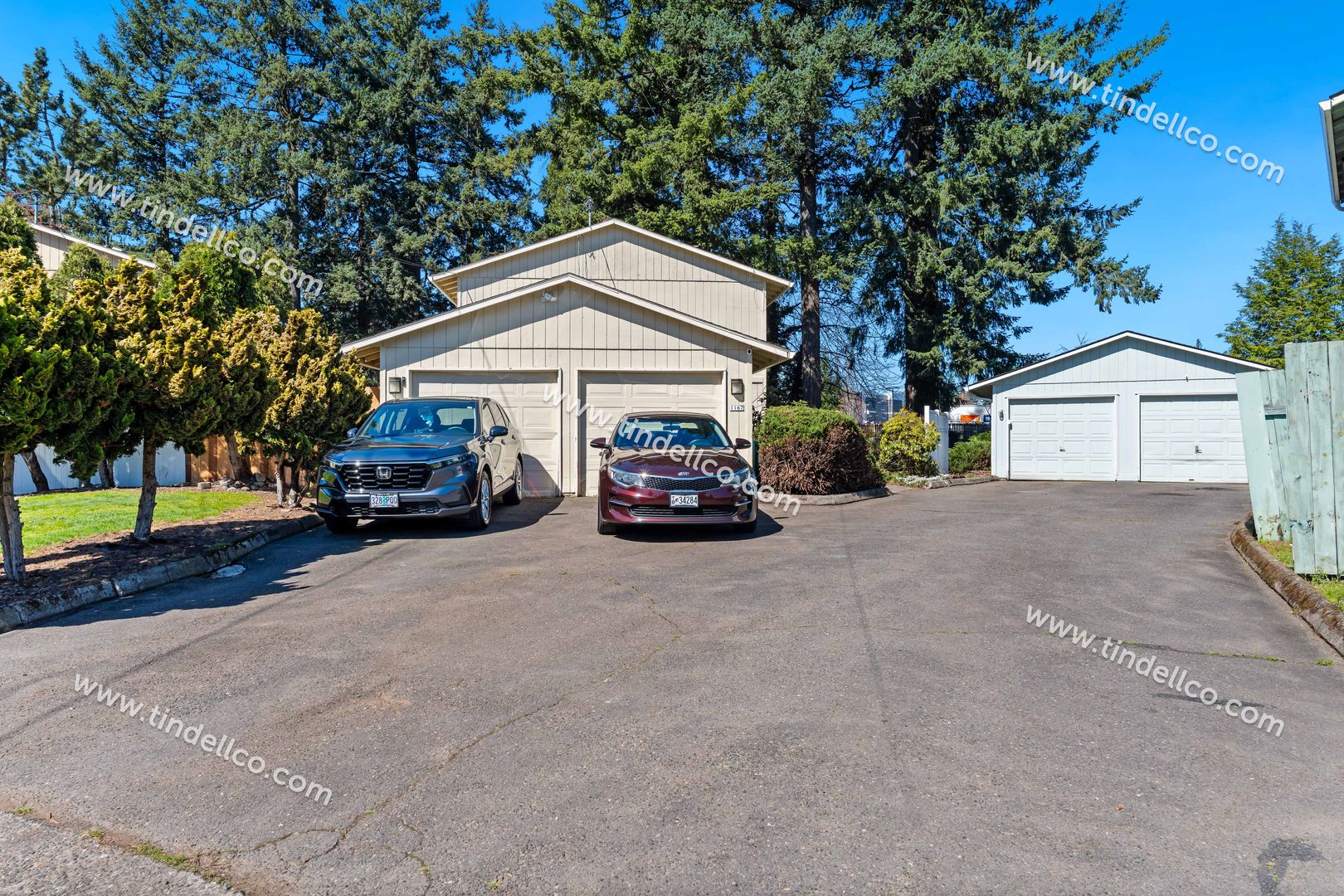 Portland Apartment: 1165-1167 NE 120th Ave.