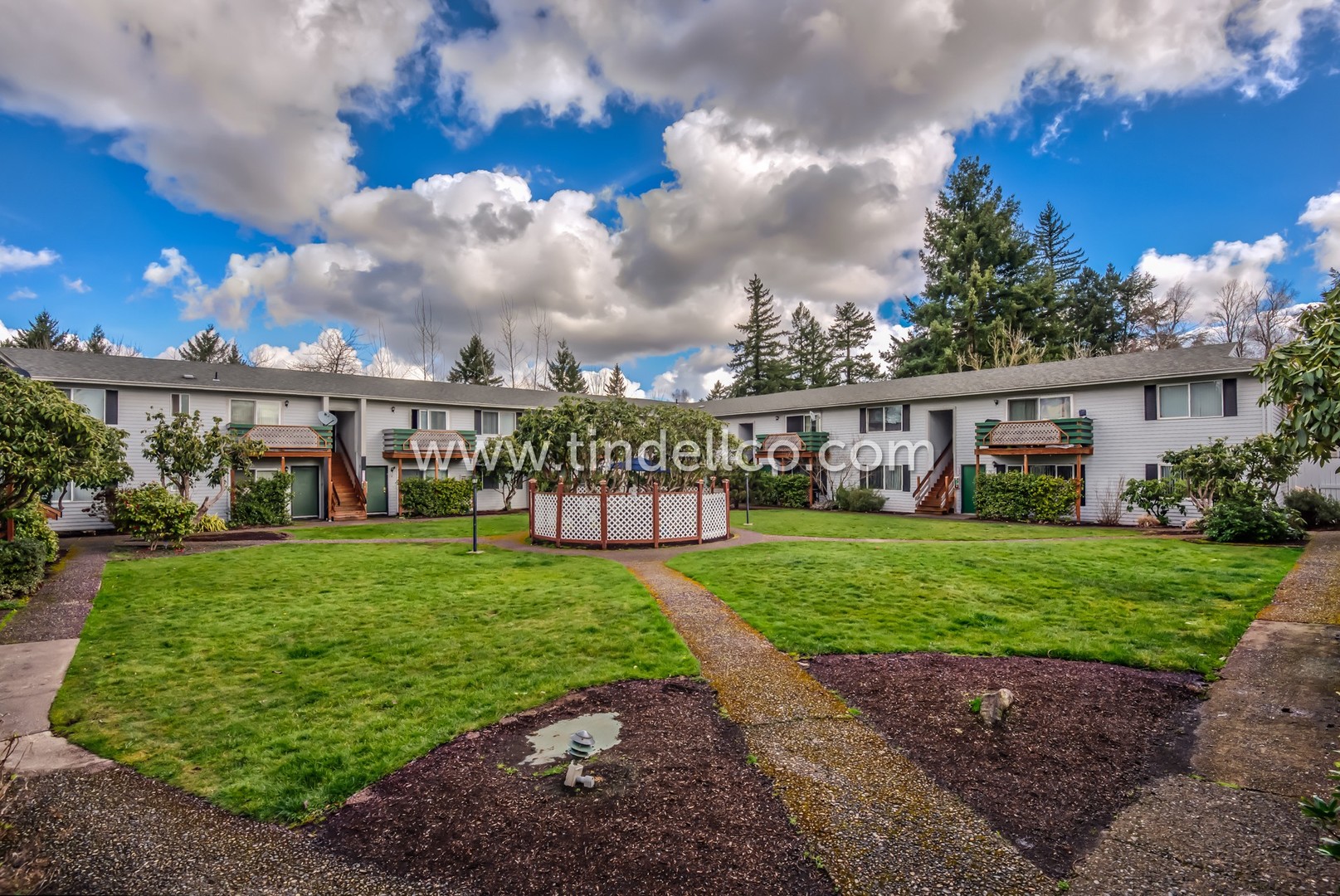 Portland Apartment: 19849 NE Halsey St