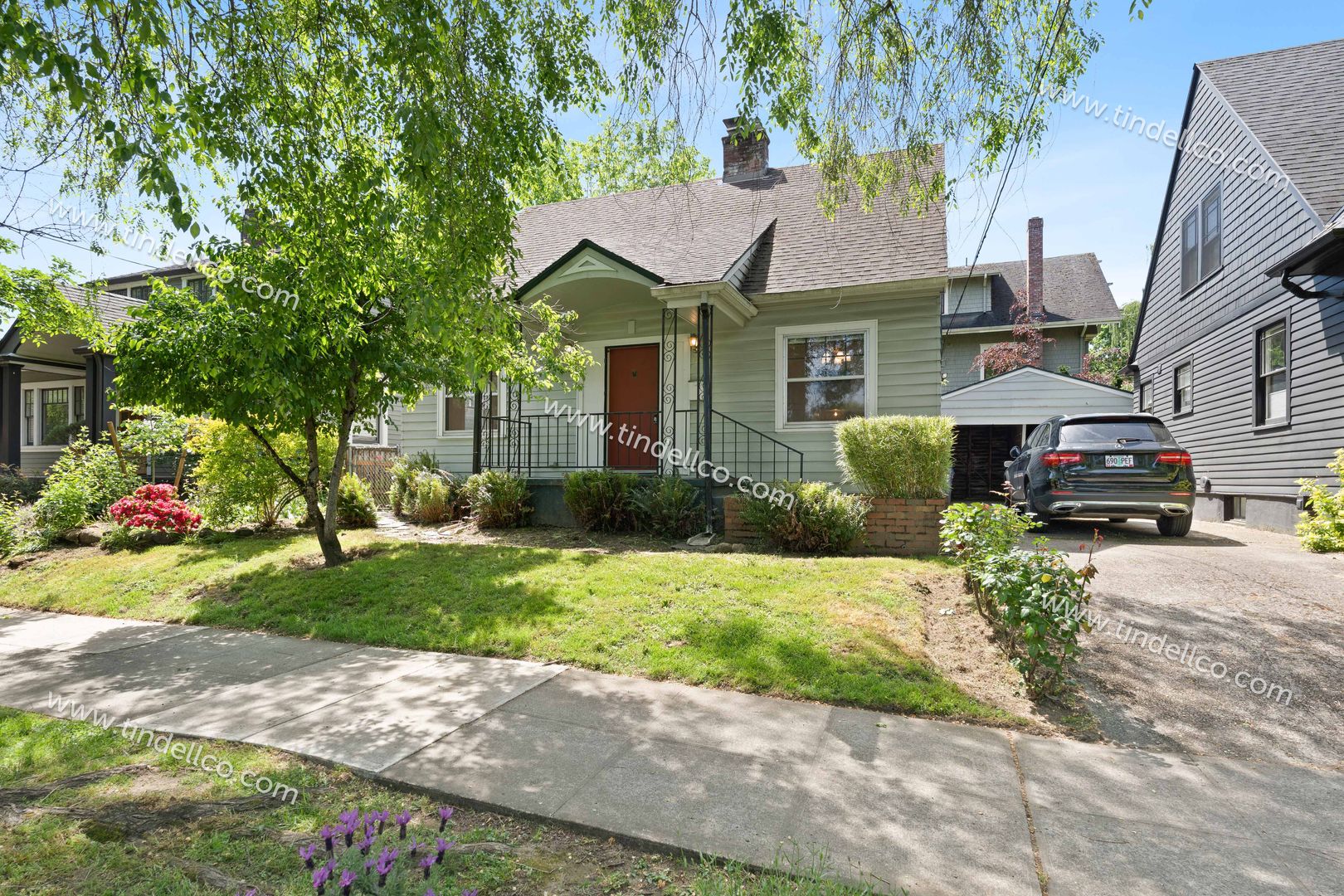 Portland House: 1314 SE Birch Street