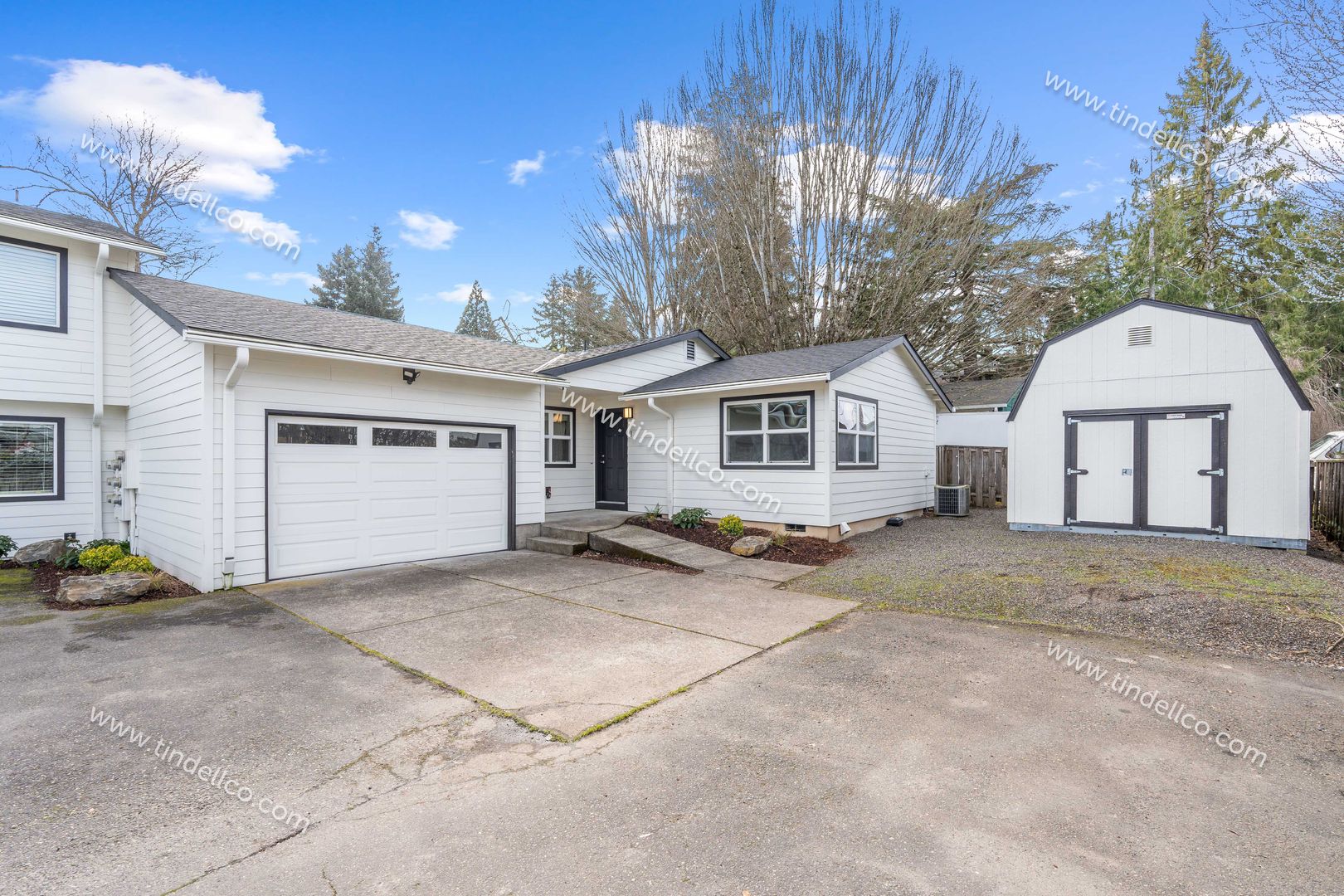Portland Apartment: 8019 SW 35th Ave