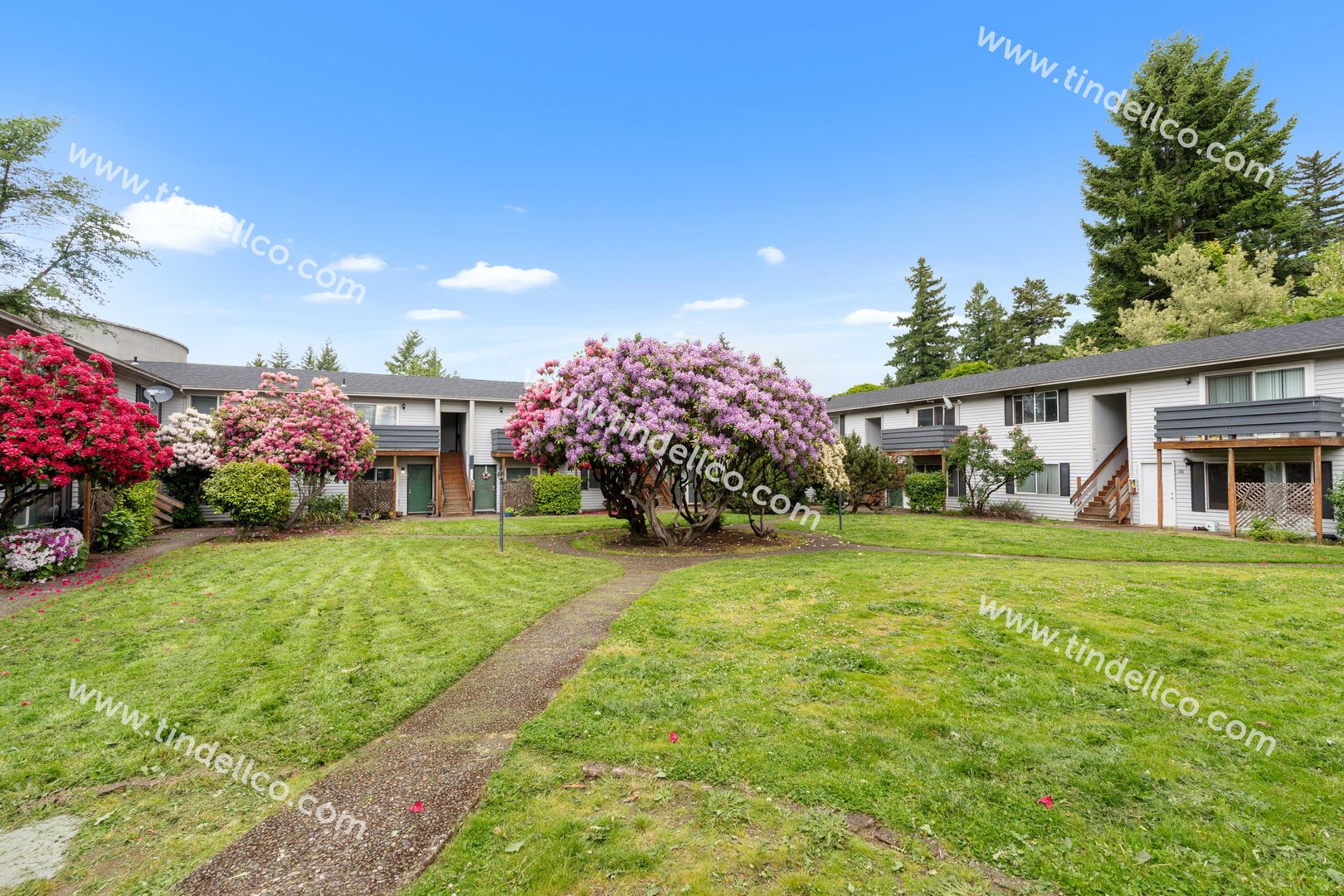 Portland Apartment: 19849 NE Halsey St