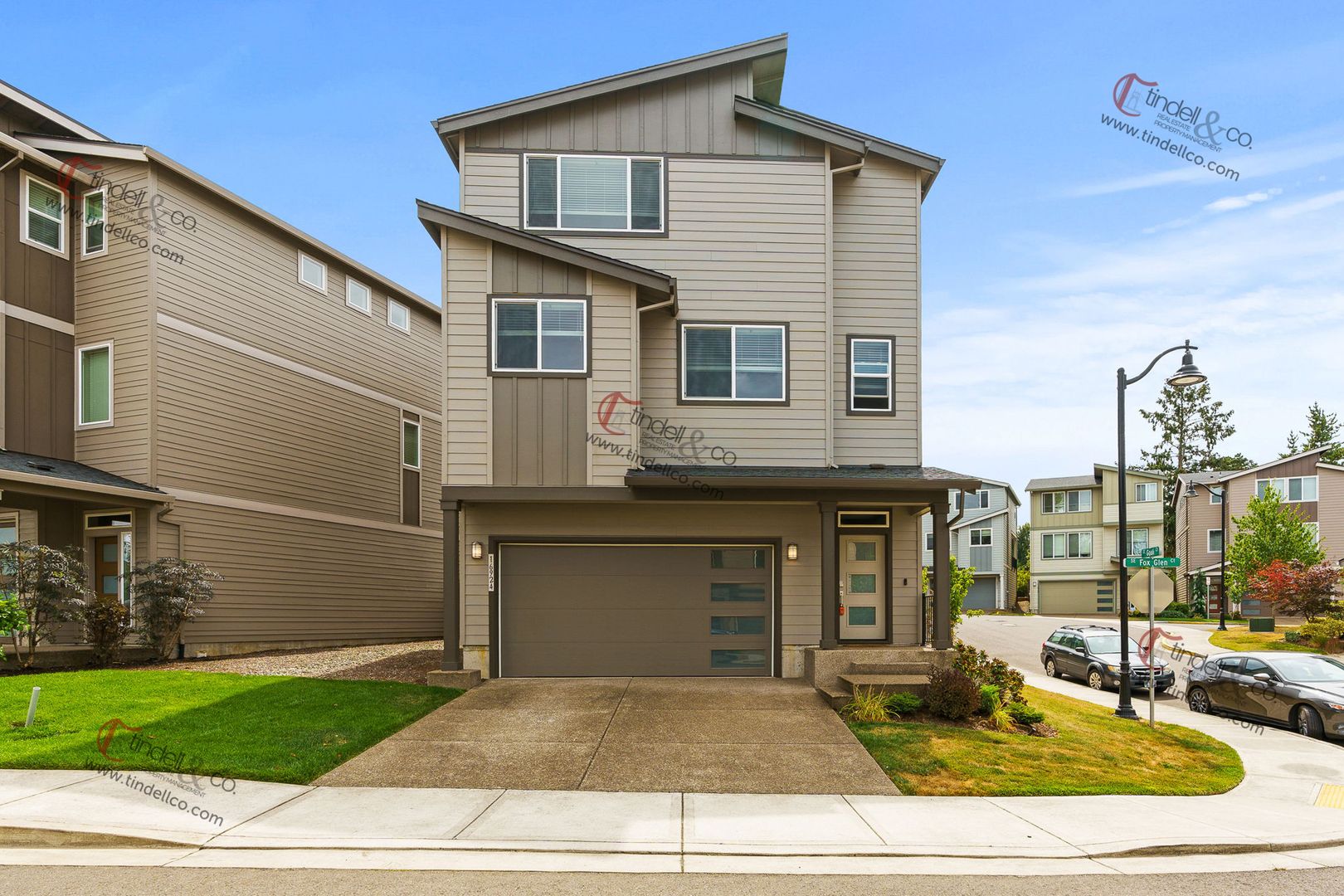 Happy Valley House: 16924 SE Fox Glen Ct