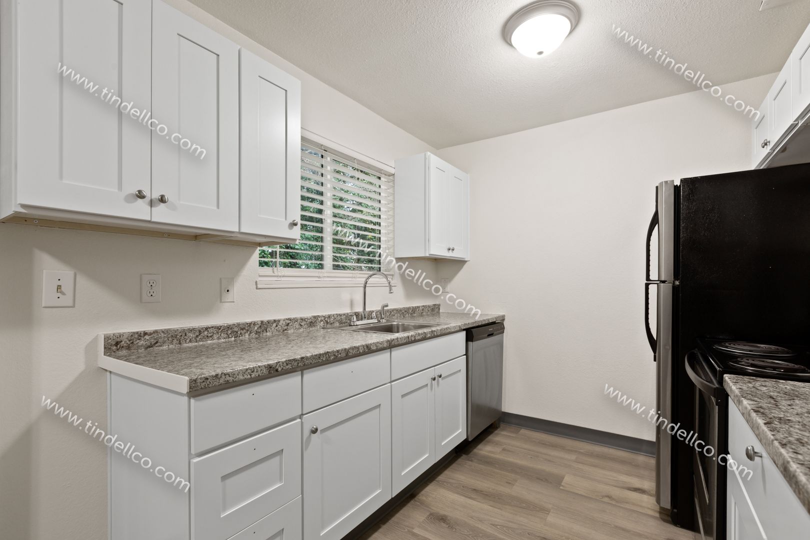 Portland Apartment: 19849 NE Halsey St
