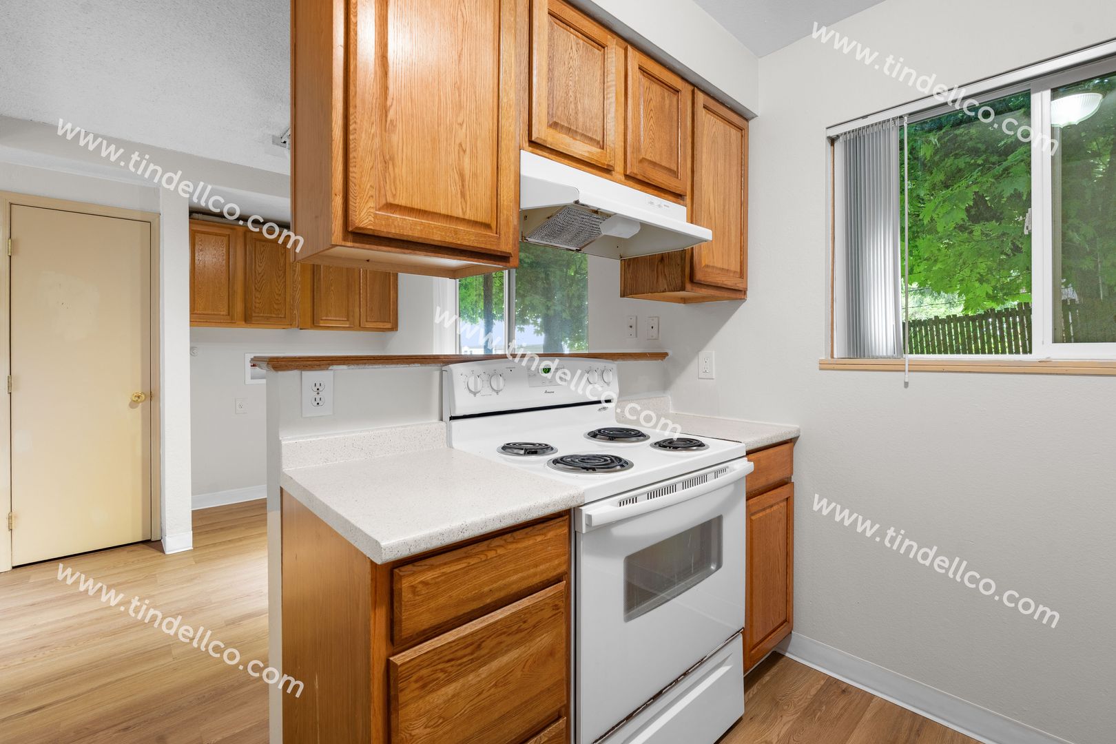 Portland Apartment: 19849 NE Halsey St