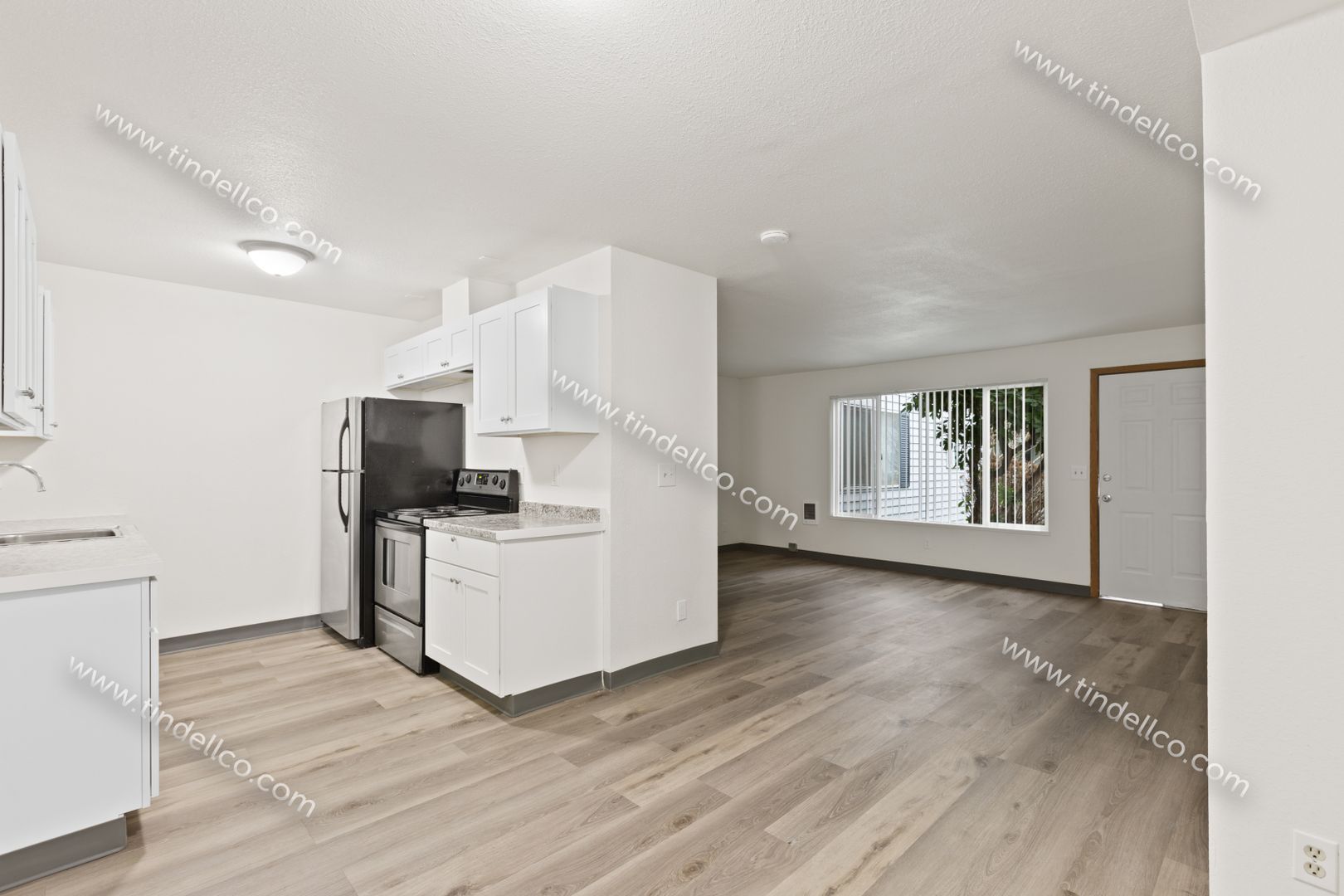 Portland Apartment: 19849 NE Halsey St