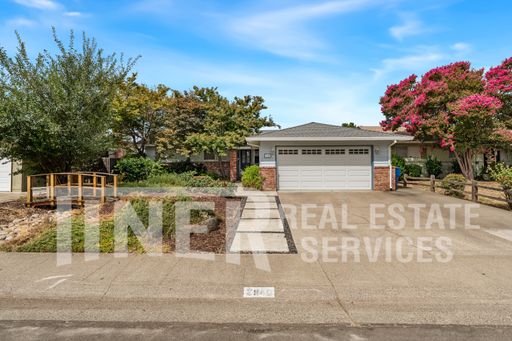 2940 Belmar St - Tier 2 - Updated Charm with Lush Gardens – photo 1