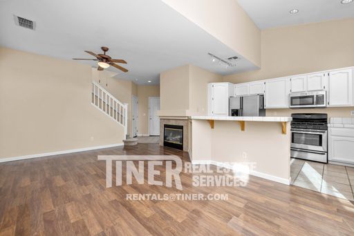 206 Pacific Oak Court - Tier 2 - Oak Villa Beautifully Maintained Folsom Home - Across from the Folsom outlets! – photo 1