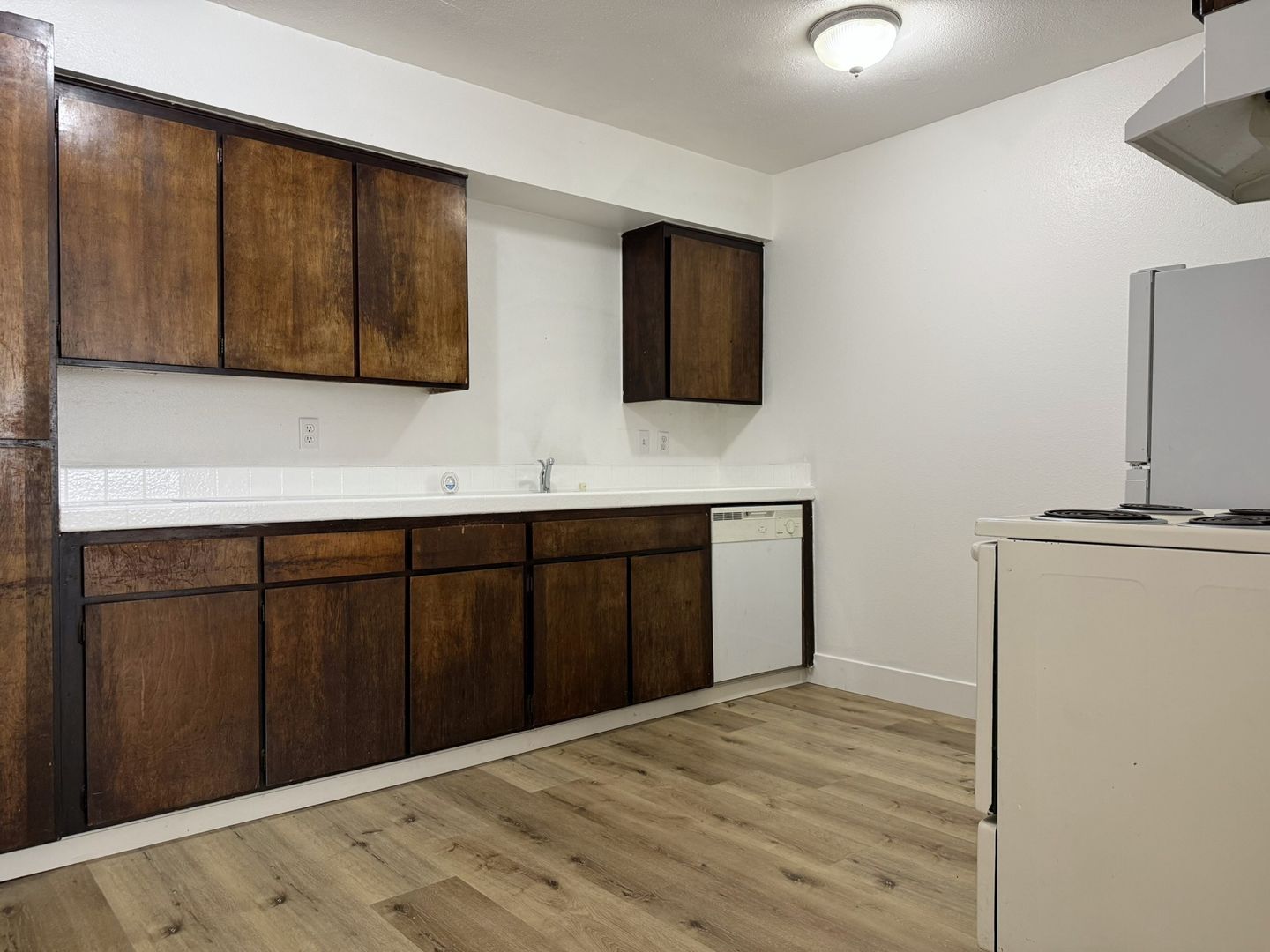 Merced Apartment: 3100 Denver Ave.