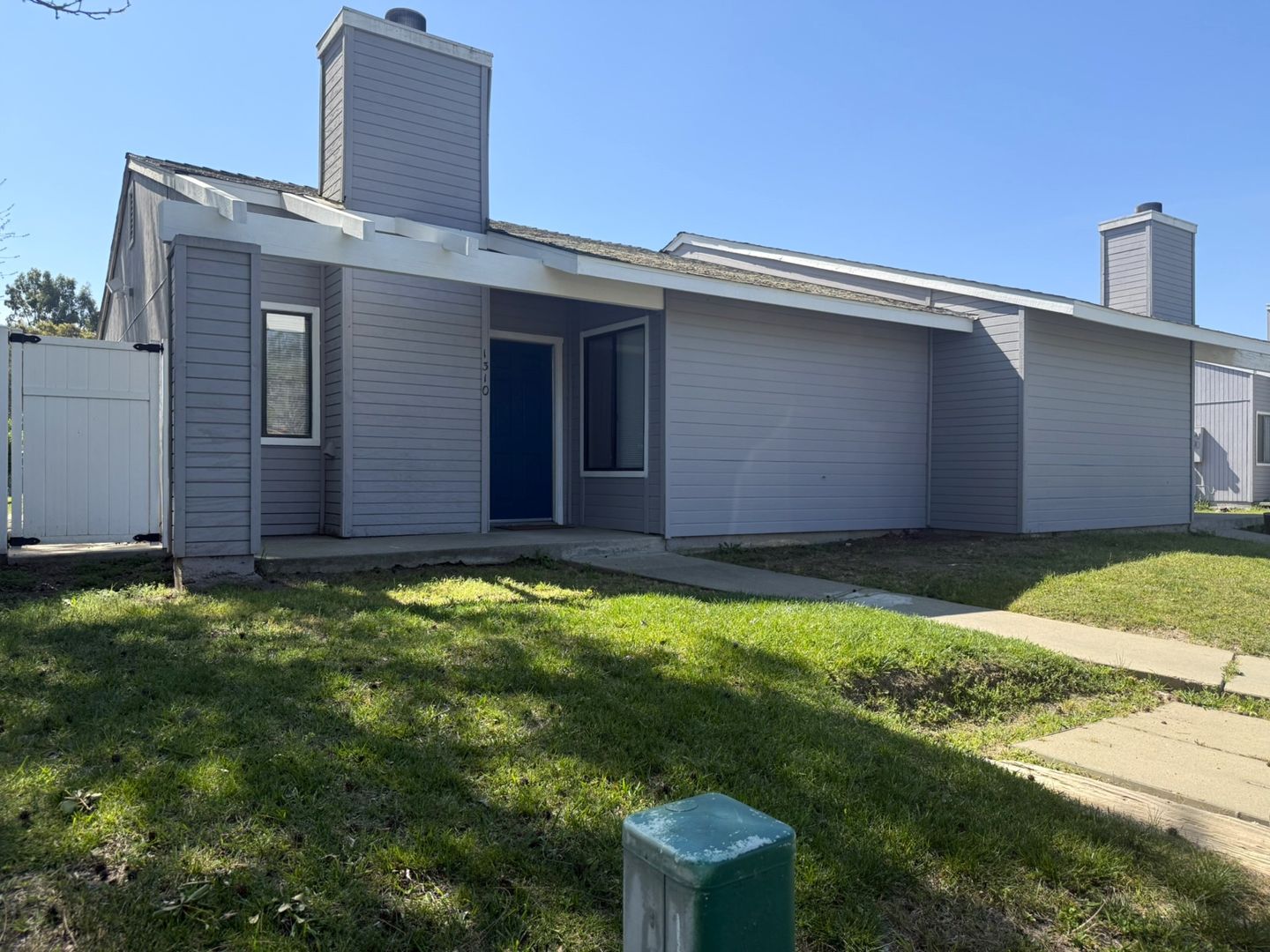 Merced Apartment: 1310 Loughborough Dr.