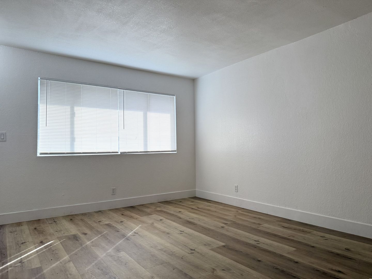 Merced Apartment: 3100 Denver Ave.
