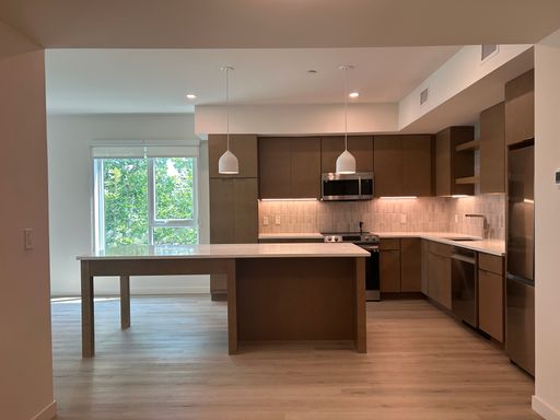 NOW LEASING!!!! – photo 1