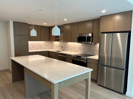 NOW LEASING!!!! – photo 1