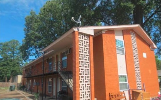 Memphis Apartment: 31 N Evergreen