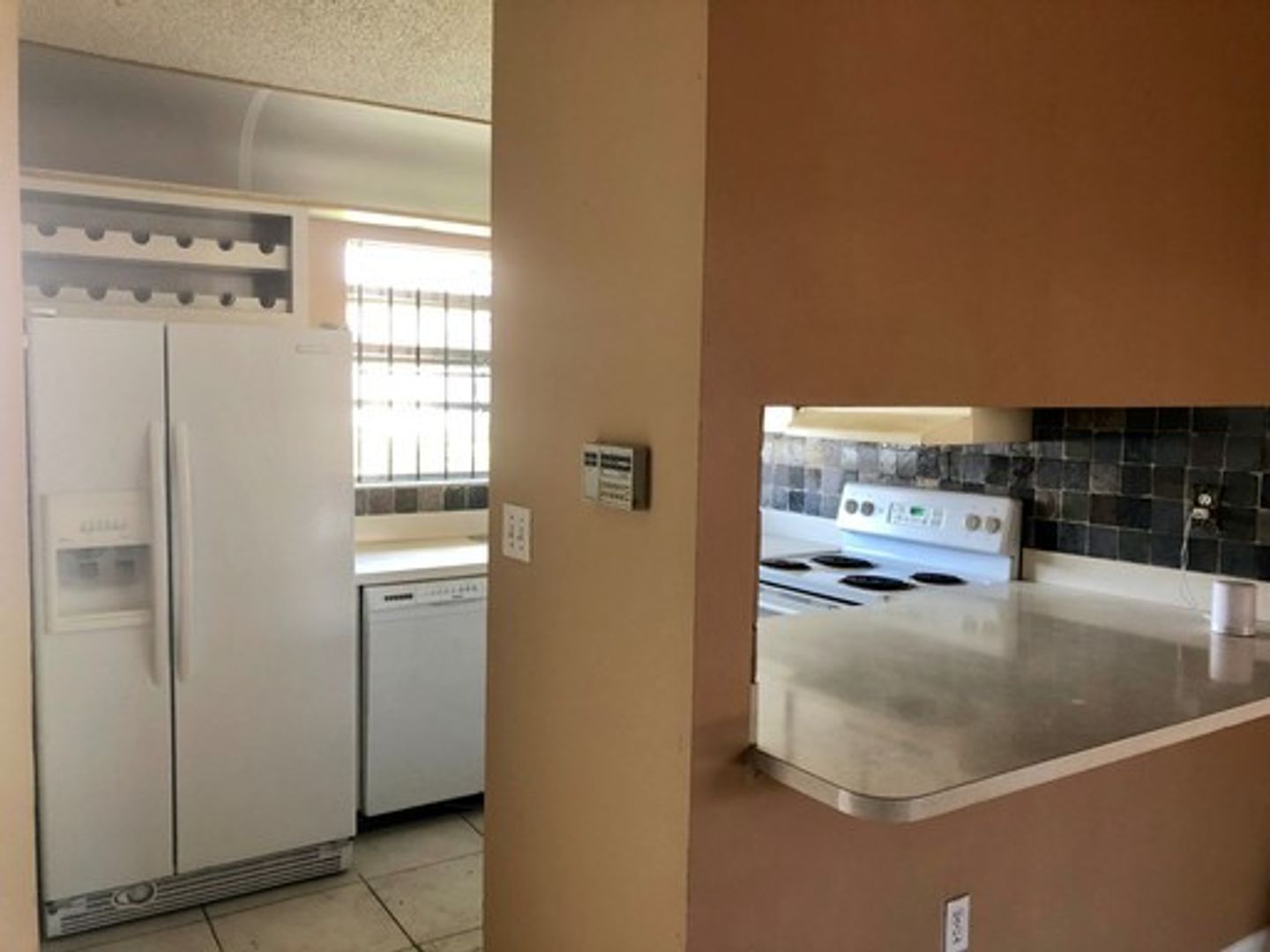 Miami Apartment: 809 NE 214th Ln - 2
