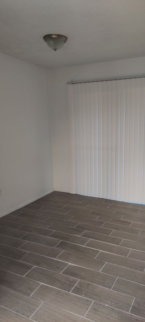 Orlando Apartment: 5325 Curry Ford Rd.