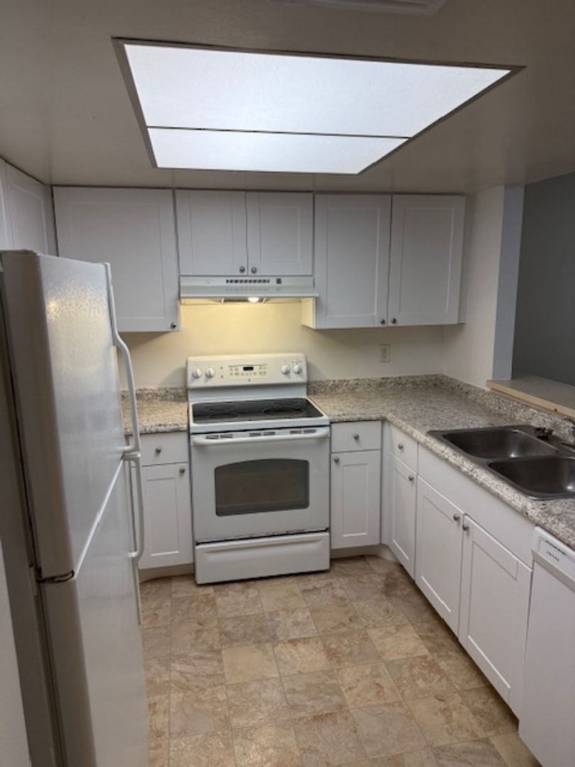 Melbourne Condo: 2877 Regency Dr.