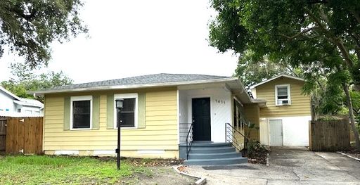 FOR RENT: 4-Bedroom / 2-Bath Home in Clearwater, FL – photo 1
