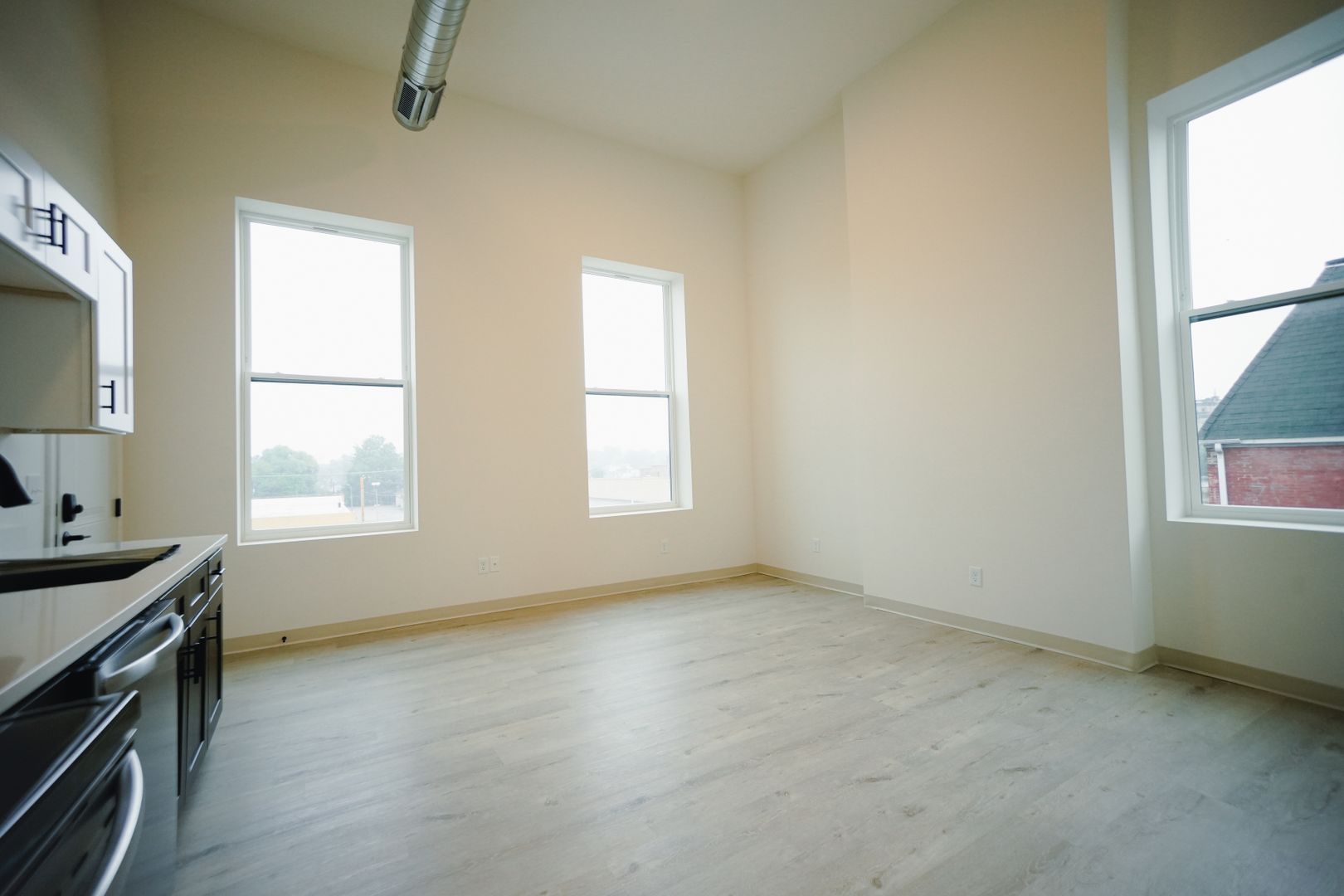 Frankfort Apartment: 350 N. Main Street