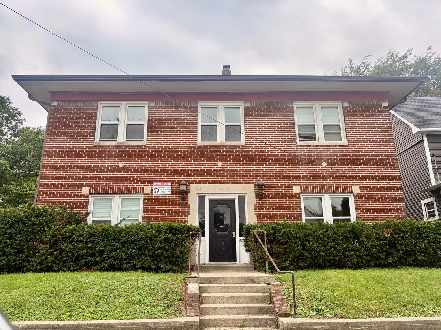 Frankfort Apartment: 551 W. Washington St.