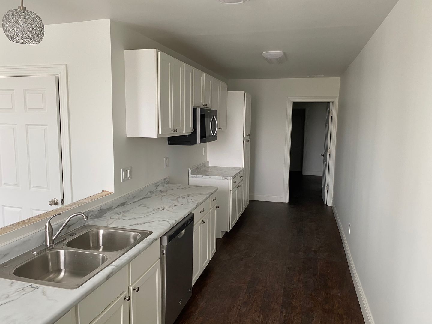 Frankfort Apartment: 356-360 N. Main St.